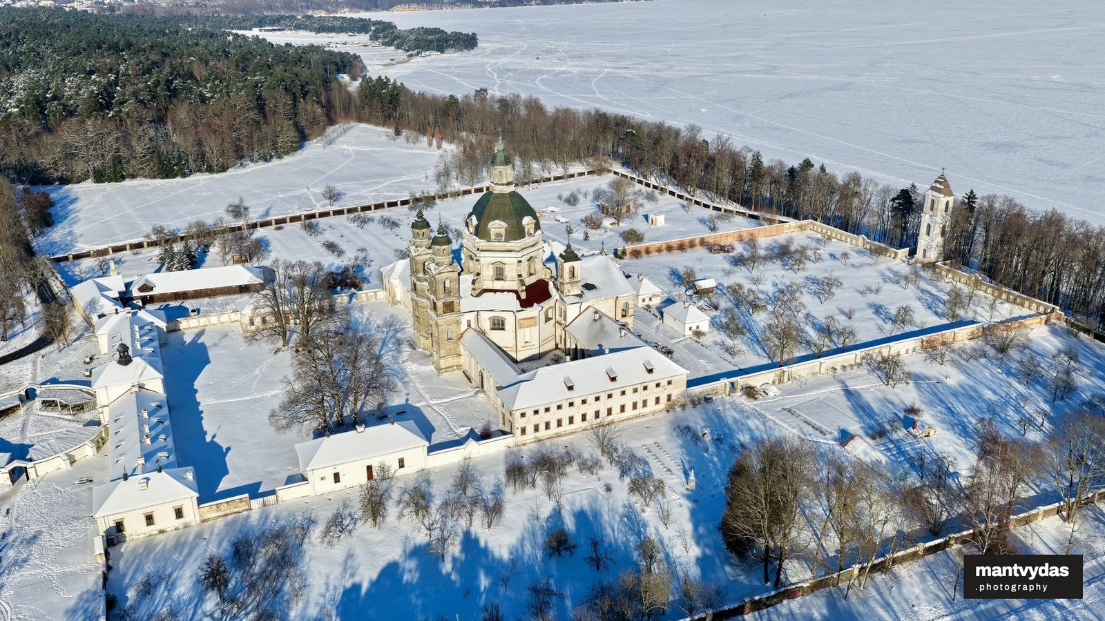 Pažaislis Monastery, winter afternoon