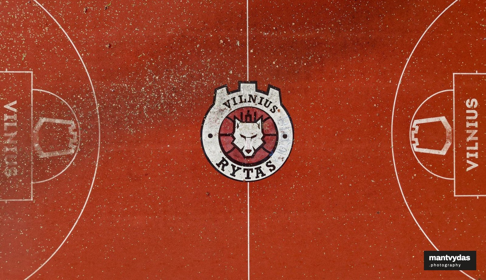 Rytas basketball court, Vilnius, autumn afternoon